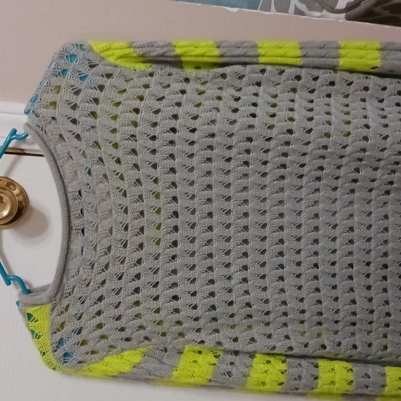 Allen B. Lightweight, Knitted Sweater- Juniors XL- (Gray/Neon Light Green) - Picture 4 of 6